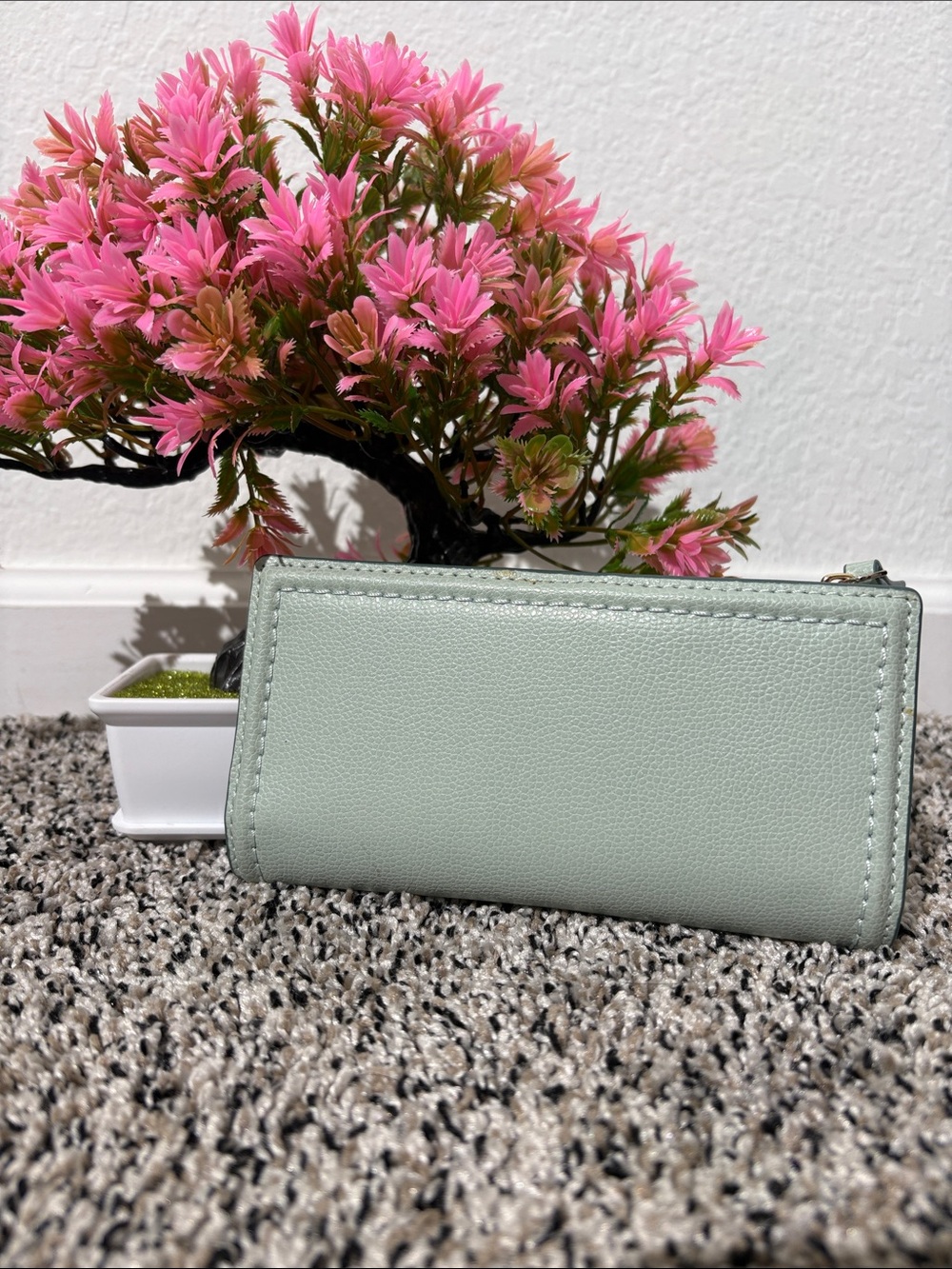 Kate Spade Braylon Patterson Drive Mint Wallet - Picture 3 of 5